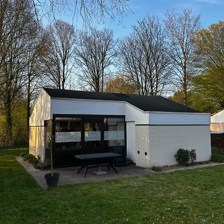 Heuvelland Semesterbostad *